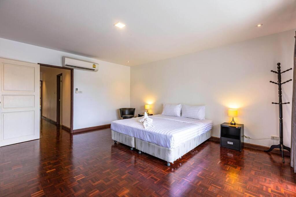 4 Bedroom Townhouse In Great Location! Hua Hin Exterior photo