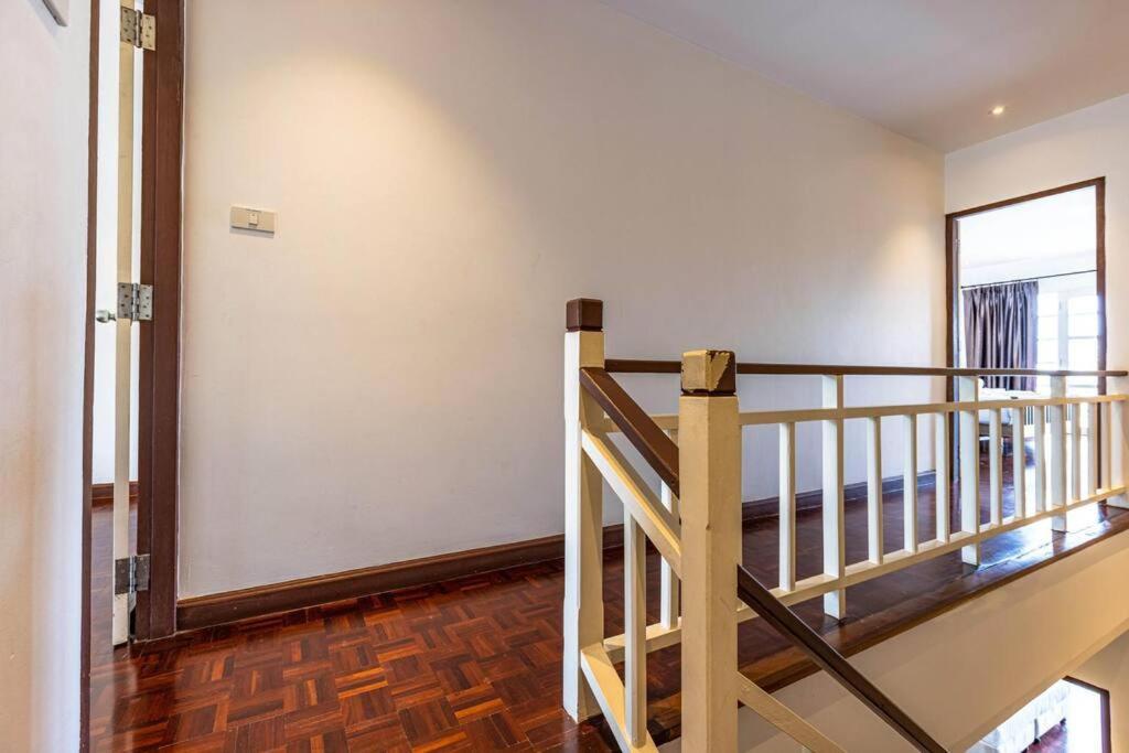 4 Bedroom Townhouse In Great Location! Hua Hin Exterior photo
