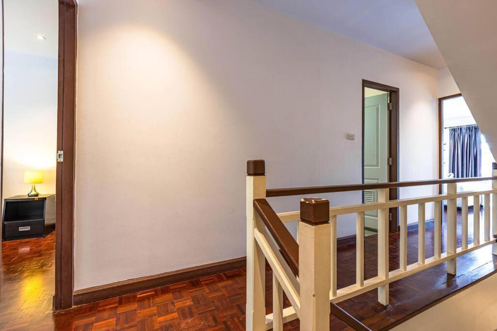 4 Bedroom Townhouse In Great Location! Hua Hin Exterior photo