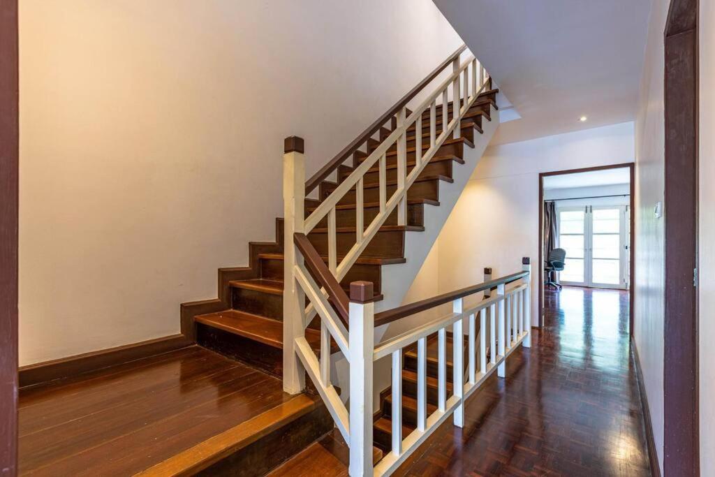 4 Bedroom Townhouse In Great Location! Hua Hin Exterior photo