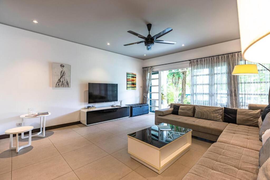 4 Bedroom Townhouse In Great Location! Hua Hin Exterior photo
